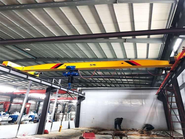 絕緣橋式起重機對使用環(huán)境有哪些要求？