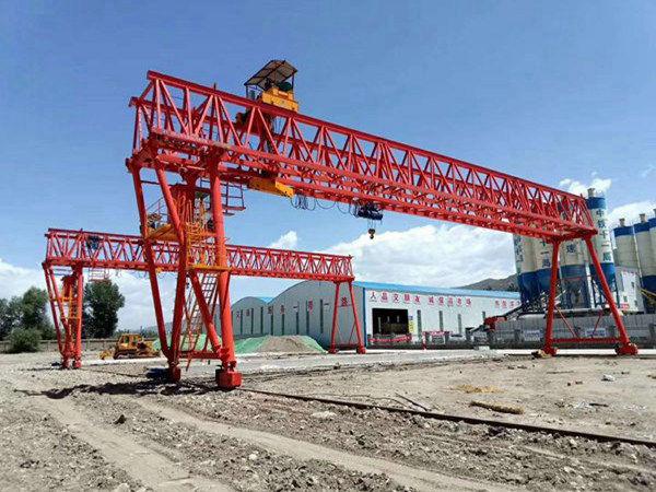 龍門吊在使用過程中遇到下雨該怎么做？